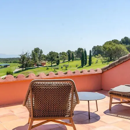 فندق Torremirona Golf & نافاتا