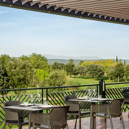 ホテル Torremirona Golf & 4*