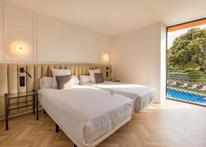 Torremirona Golf & Hotel