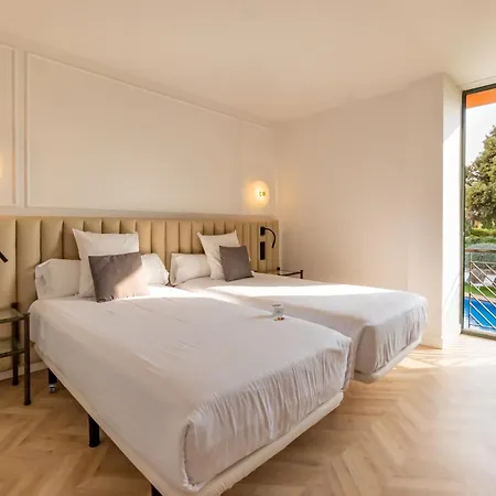 Torremirona Golf & Hotel