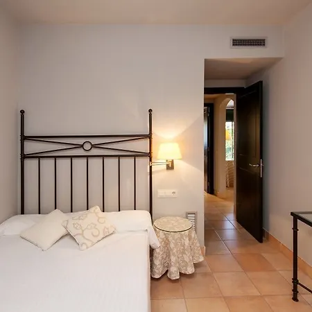 Torremirona Golf & Hotel 4*