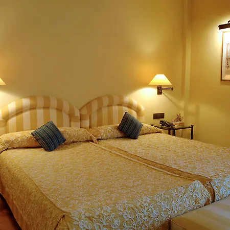 Torremirona Golf & Hotell Navata
