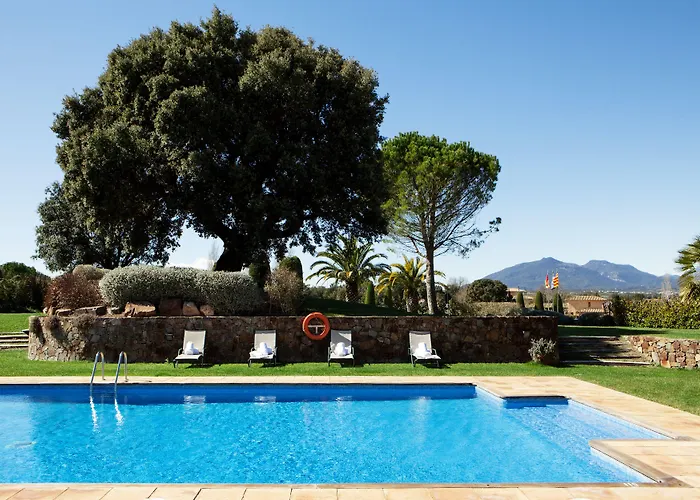 Torremirona Golf & 4* Navata