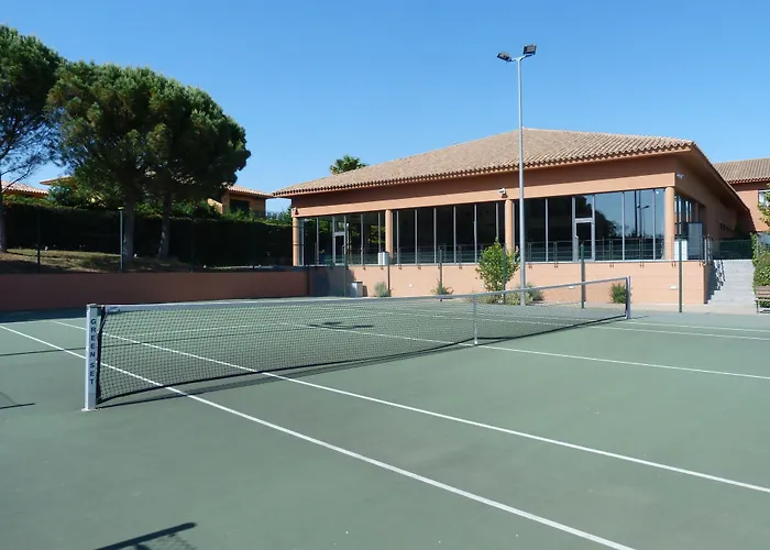Otel Torremirona Golf & 4*