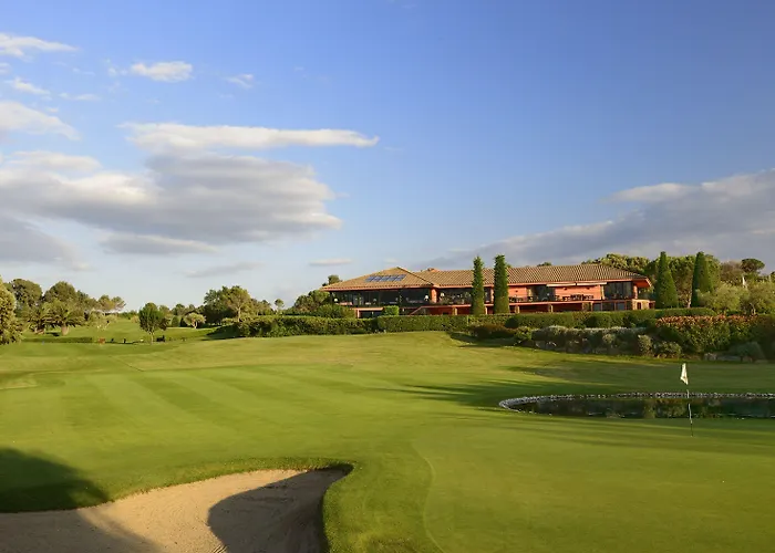 Torremirona Golf & Ξενοδοχείο 4*