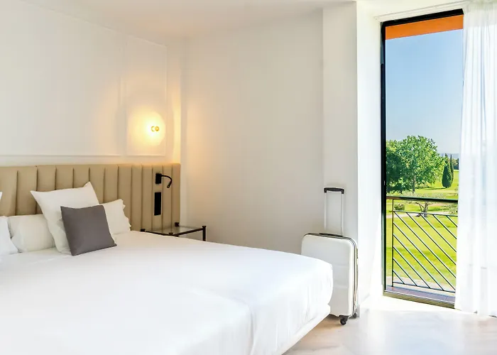 Hotel Torremirona Golf & Navata